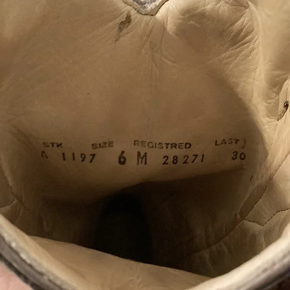 Corral Boots size 6 M. Weathered Grey, beige/white. - Picture 4 of 7